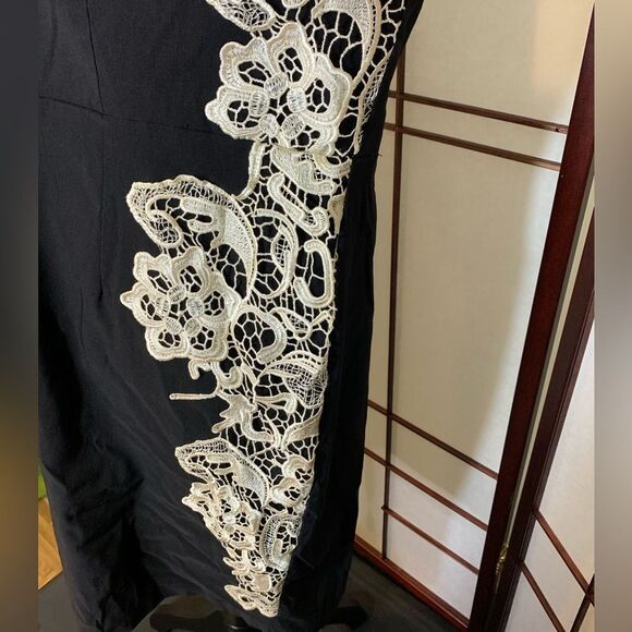 Torrid Black Mid-length Dress with side Lace Details - Picture 7 of 11